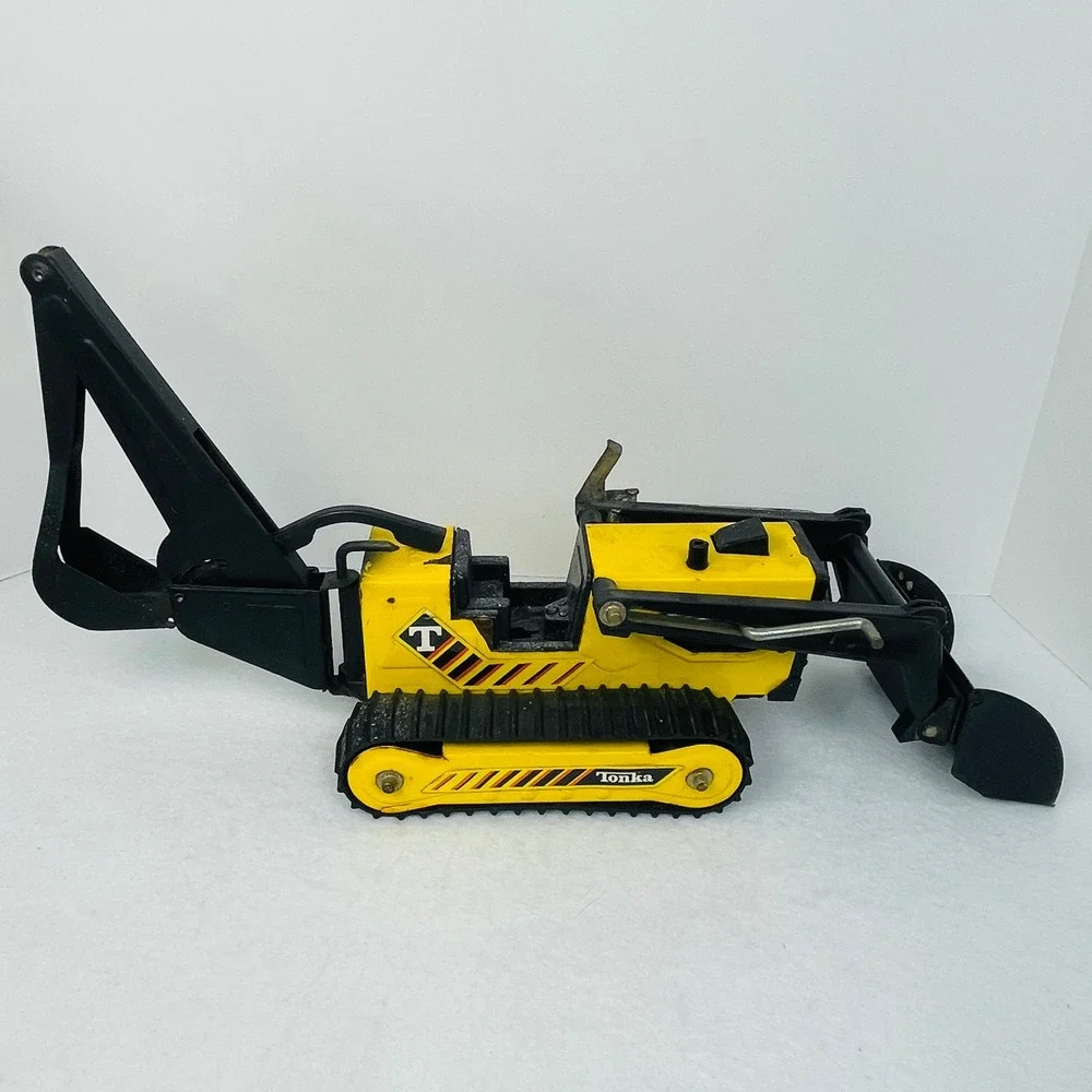 Vintage Tonka Pressed Steel Backhoe Loader Crawler Yellow Black Construction Toy